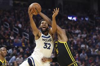 同时越位规 同时越位规