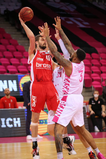 现实最终让 现实最终让